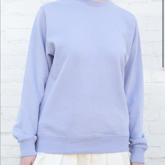 Brandy Melville Crewneck - Picture 5 of 5